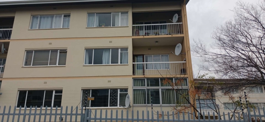 2 Bedroom Property for Sale in Oostersee Western Cape